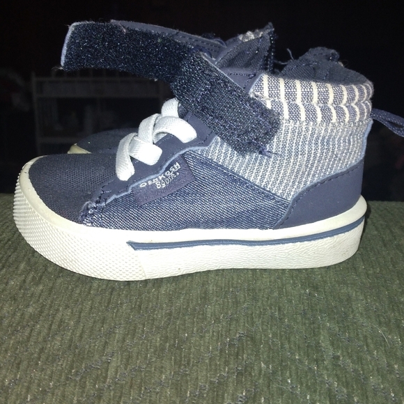 3c Oshkosh B Gosh Lil High Tops - Picture 2 of 4